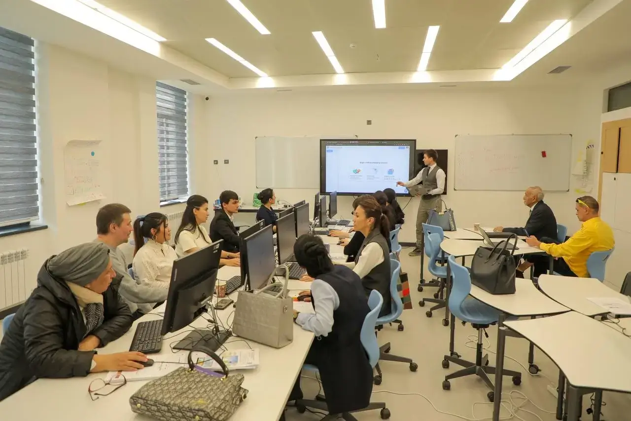 EdTechUz II: Empowering Education through Technology for teachers